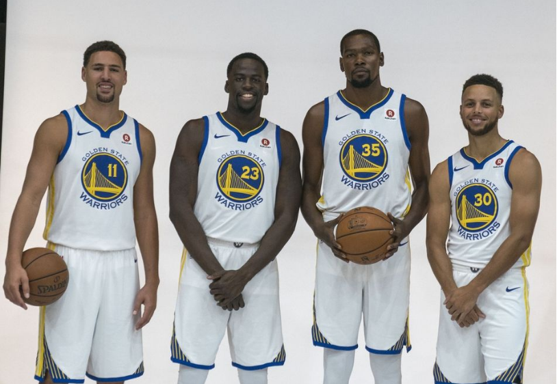 奥古斯托：蒂特是我经历过的最伟大教练，他能防守也能进攻（奥古斯托称蒂特为其生涯最佳主帅：攻守俱佳）