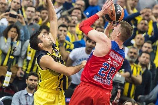 西甲前瞻：西班牙人三连胜延续黑马之姿，赫塔菲近四轮三负（西甲前瞻：西班牙人豪取三连胜延续黑马气势，赫塔菲近四轮三负）