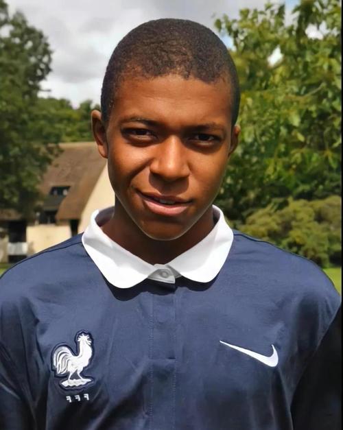 经历车祸事件后首次出场，何塞普：对未来挑战有更清晰的认识（车祸后首次亮相，何塞普：对未来挑战有了更清晰的认知）