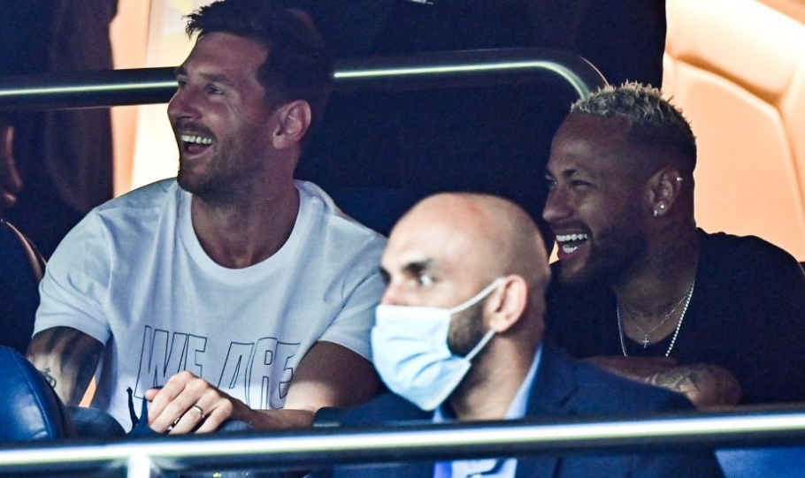 高效替补！理查德19分钟7中6怒砍20分5篮板（理查德替补神勇：19分钟7投6中斩获20分5篮板）