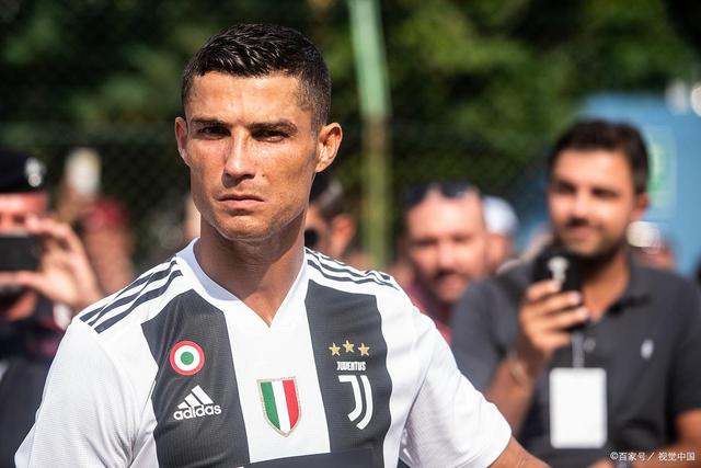 铜梁龙李镇全谈冲超：有这么多人支持我们，为什么不能冲超？（铜梁龙李镇全：背靠众多支持，冲超为何不可？）